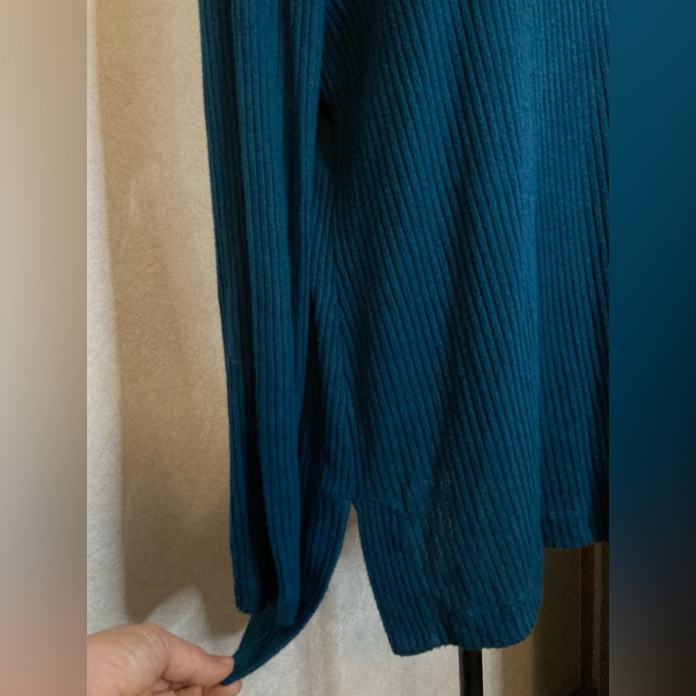 Zenergy by Chico’s Elegant Teal Cowl Neck Sweater size: 1 (8/10 US) - Picture 6 of 9